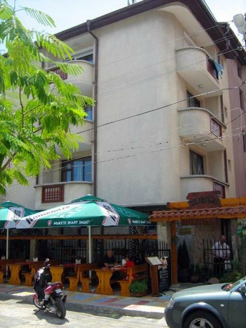 Guest House Gergana Primorsko Exterior photo